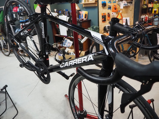「ロードバイクの修理」CARRERA ER01 STIレバー交換 5800→R7000