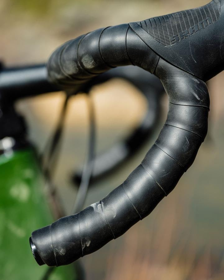 WOLF TOOTH / Supple Bar Tape Lite ブラック