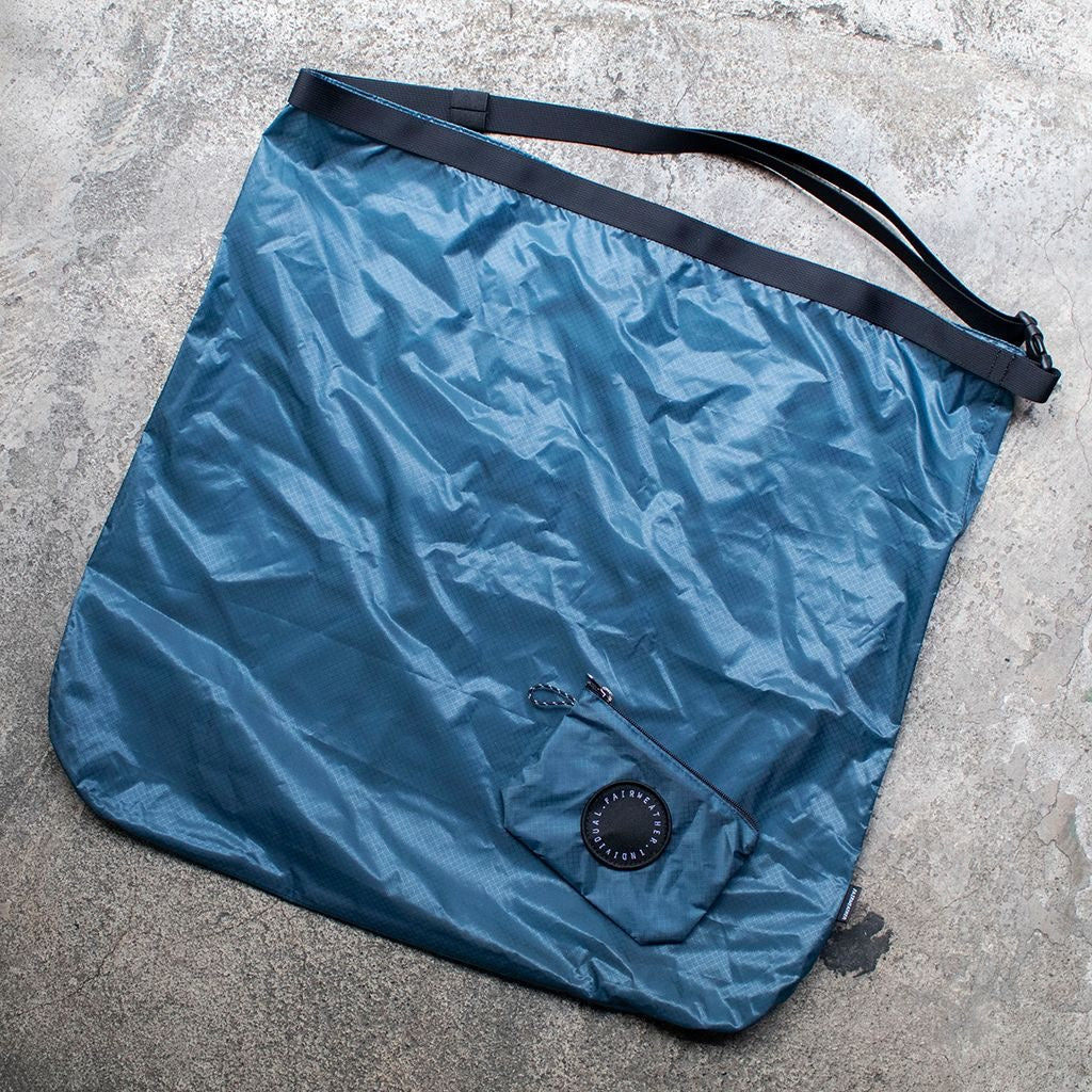 FAIRWEATHER / packable sacoche (STATE BLUE)