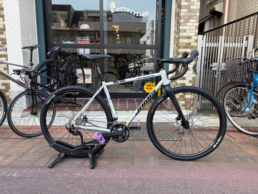 JAMIS RENEGADE S3 / ジェイミス　レネゲイド　グラベルバイクを定番化させて立役者なんです。