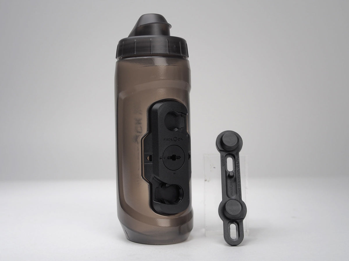 FIDLOCK TWIST BOTTLE + BIKE BASE 590ml SMOKE