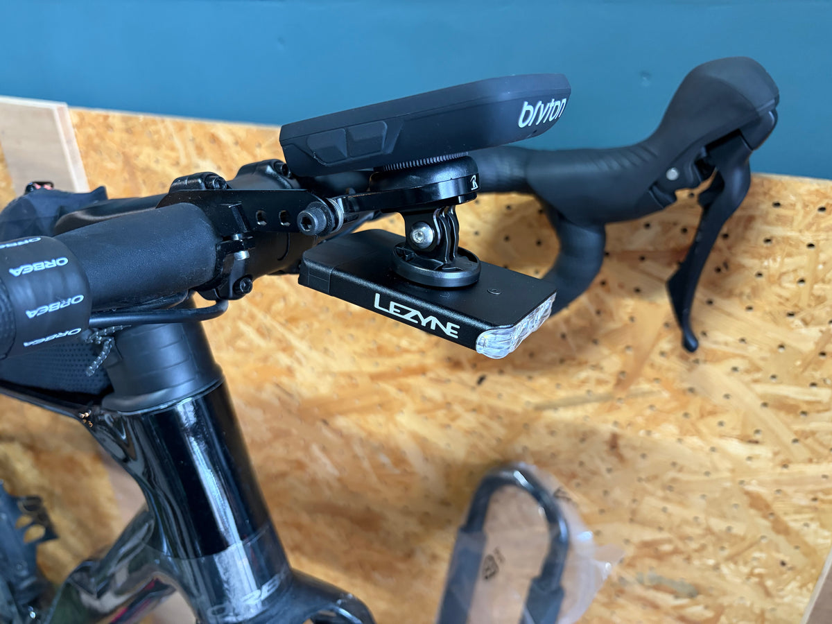 LEZYNE ROAD DRIVE 500 フロントライト ブラック